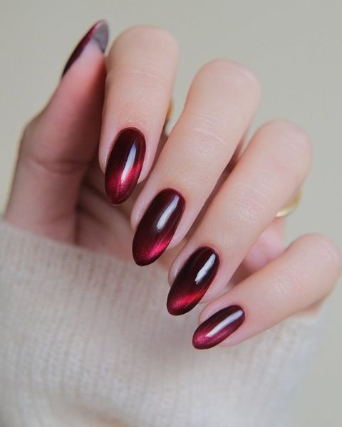 Cat Eye nails