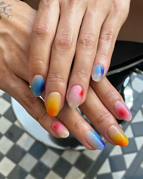 Aura Glow nails