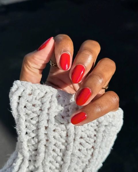 Classic Red nails