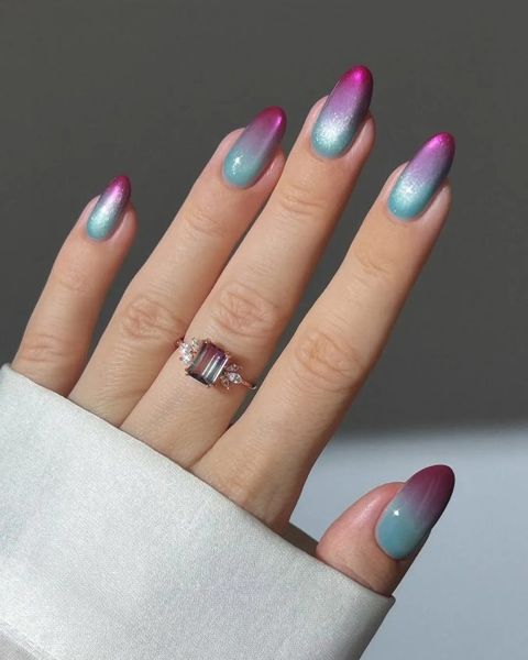 Glitter nails